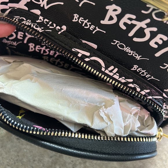 NEW Betsy Johnson Black and White Mini Book Bag